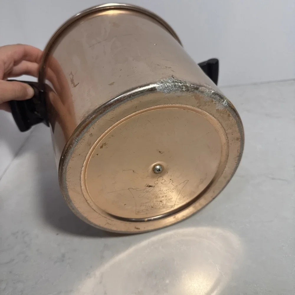 VINTAGE 1950'S REGAL SUPREME ALUMINUM PINK ICE BUCKET WINE COOLER